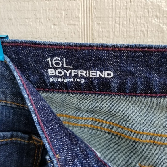 Liz Claiborne Boyfriend Jeans - Picture 5 of 7